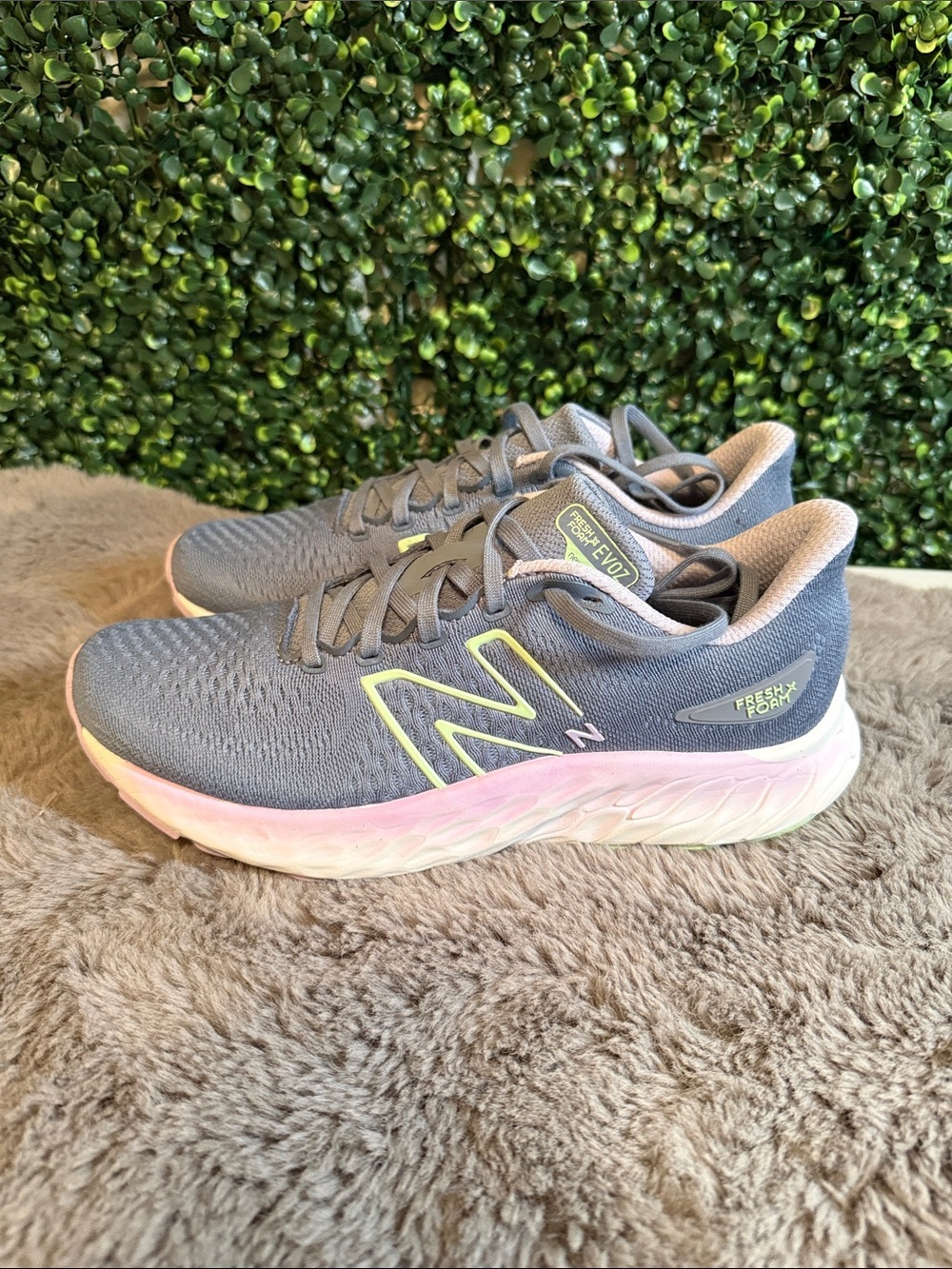 Like New New Balance Fresh Foam X Evoz Women's Gray & Pink Running Shoes